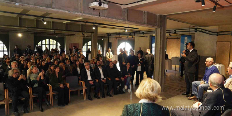 Beyoğlu’nda “Gazetecilikte Beyoğlu Tanıklığı” paneli düzenlendi