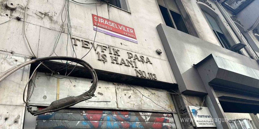 Beyoğlu’nda şüpheli ölüm, mühürlü asansörün altında bir kişinin cansız bedeni bulundu