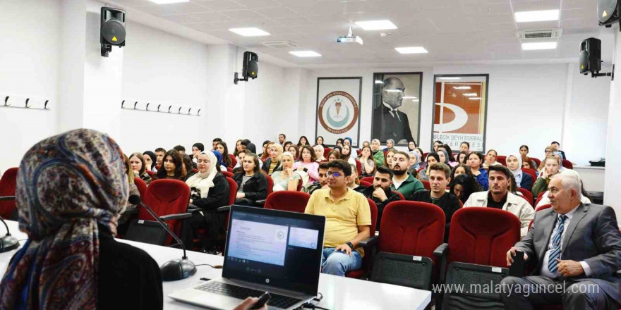 Bilecik’te ‘Hastanelerde Eczacılık Hizmetleri’ semineri düzenlendi