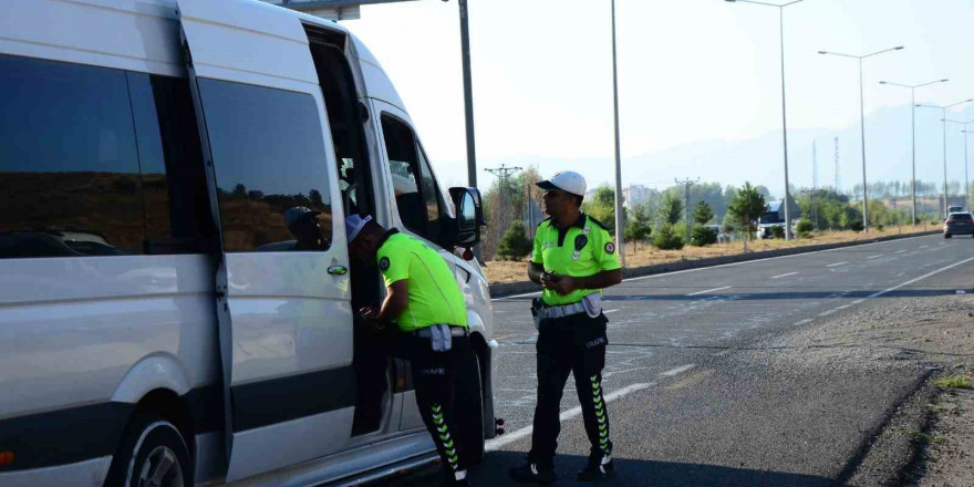 Bingöl’de okul servisleri denetlendi