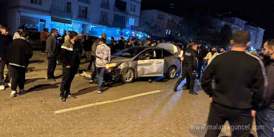 Bingöl’de trafik kazası: 2 yaralı