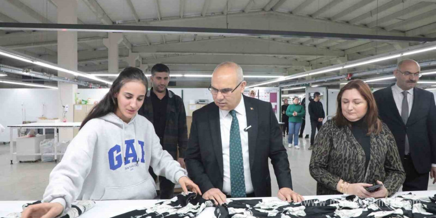 Binlerce kişiye istihdam sağlayan Tekstilkent’te üretilen ürünler dünyaya ihraç ediliyor