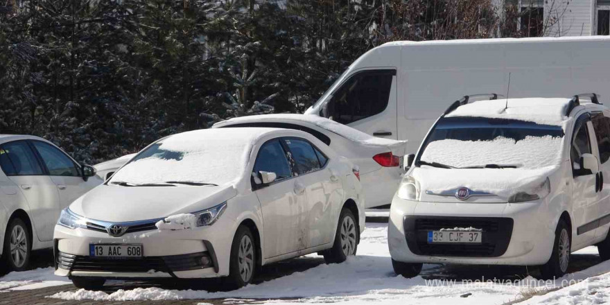 Bitlis’te 42 köy yolu ulaşıma kapandı