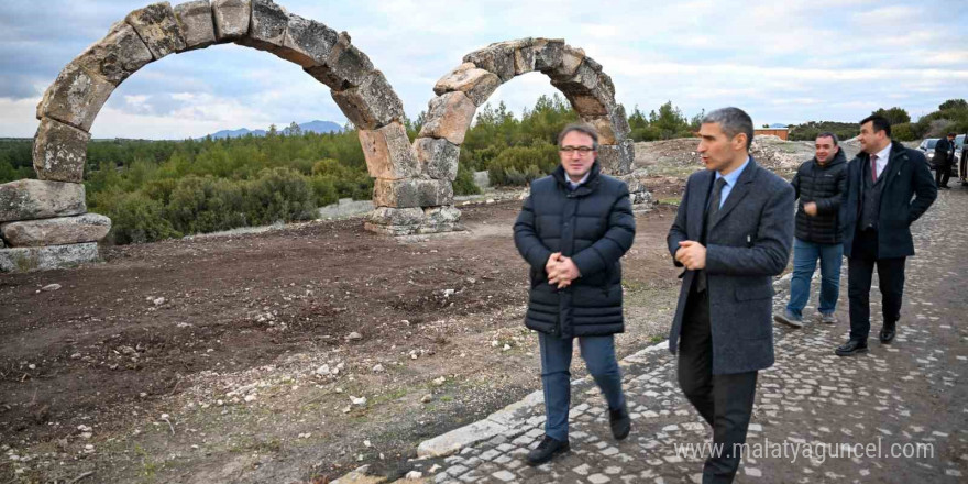 Blaundus Antik Kenti’nde 5 su kemeri ayağa kaldırıldı