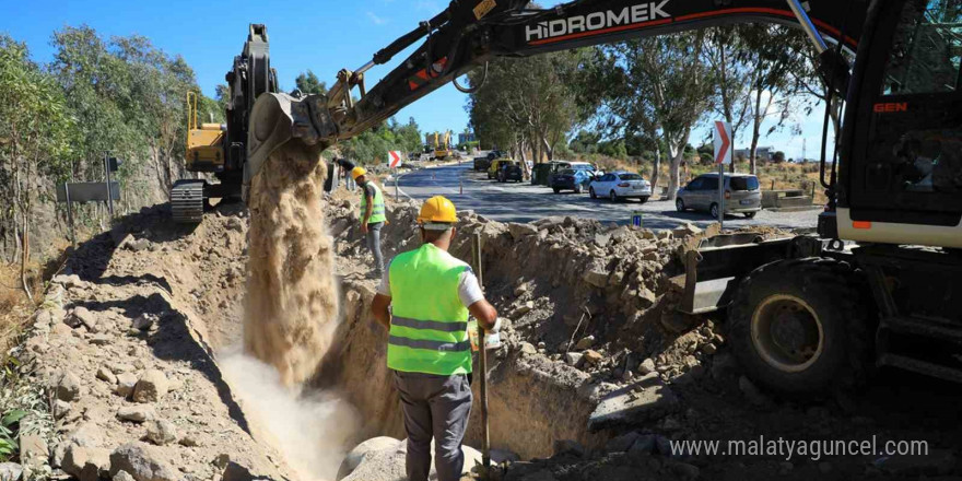 Bodrum’un arızalı içme suyu hatları yenilenmeye devam ediyor