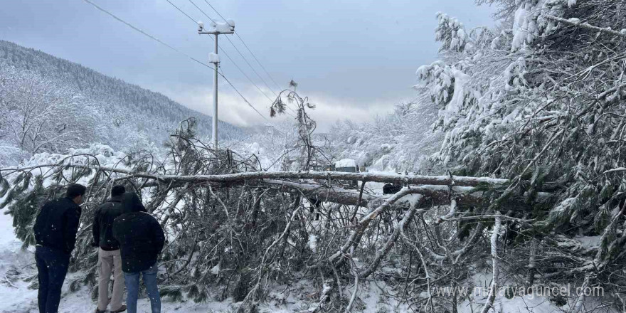 Bolu’da 112 köy yolu ulaşıma açıldı