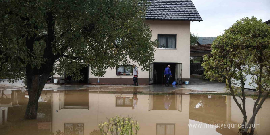 Bosna Hersek’te sel felaketi: 5 ölü