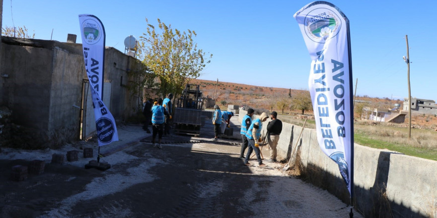 Bozova Belediyesi üst yapı çalışmalarına devam ediyor