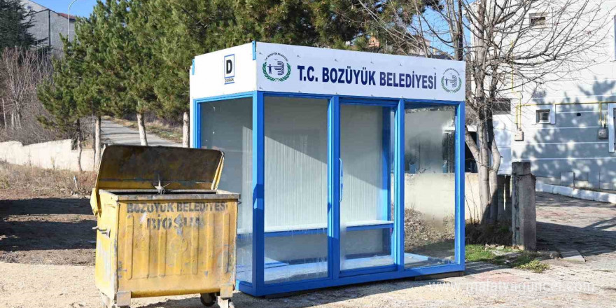 Bozüyük’te kapalı duraklar birer birer yerlerini alıyor