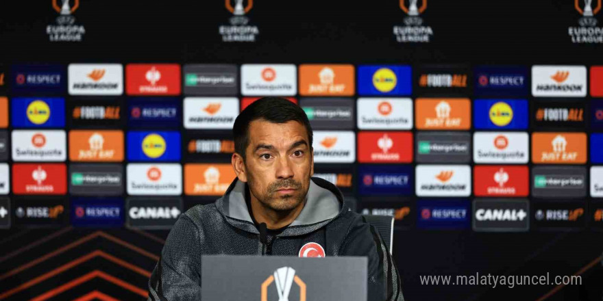 Bronckhorst: 'İyi bir takıma karşı oynayacağız'