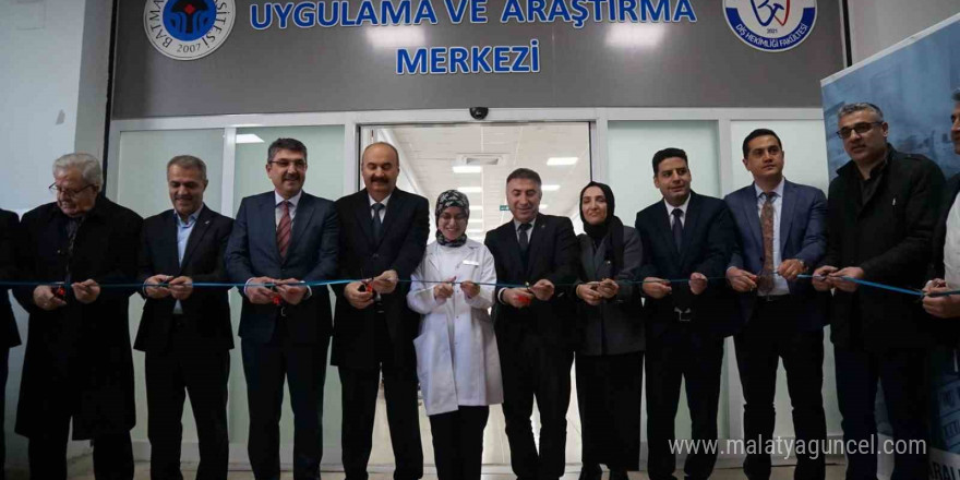 BÜ Diş Hekimliği Fakültesi Ağız ve Diş Sağlığı Uygulama ve Araştırma Merkezi açıldı