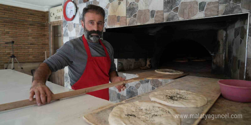 Bu fırında şehit ailelerine ekmek ücretsiz, gazilere ise yarı fiyatına