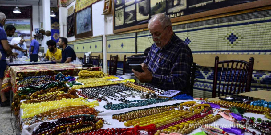 Bu kahvehane yıllardır tespih meraklılarının buluşma noktası oldu