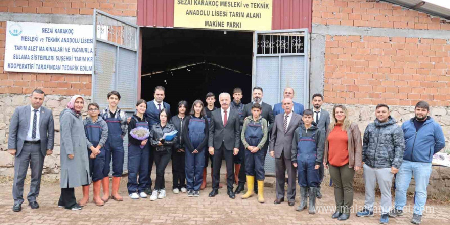 Bu lisede tarımı uygulamalı öğreniyorlar