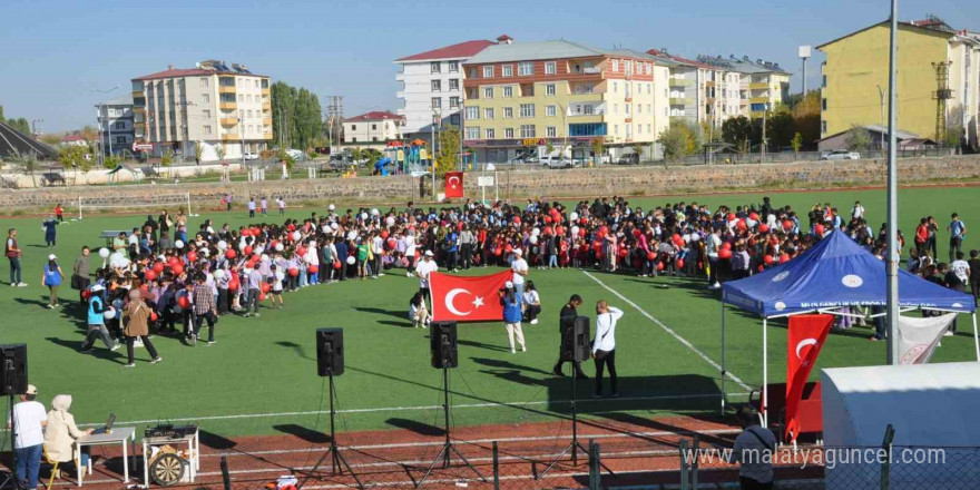 Bulanık’ta ‘2. Geleneksel Spor Şenliği’ yapıldı