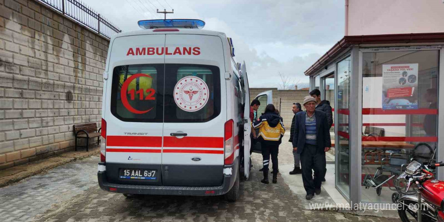 Burdur’da gıda zehirlenmesi şüphesiyle 43 öğrenci hastaneye kaldırıldı