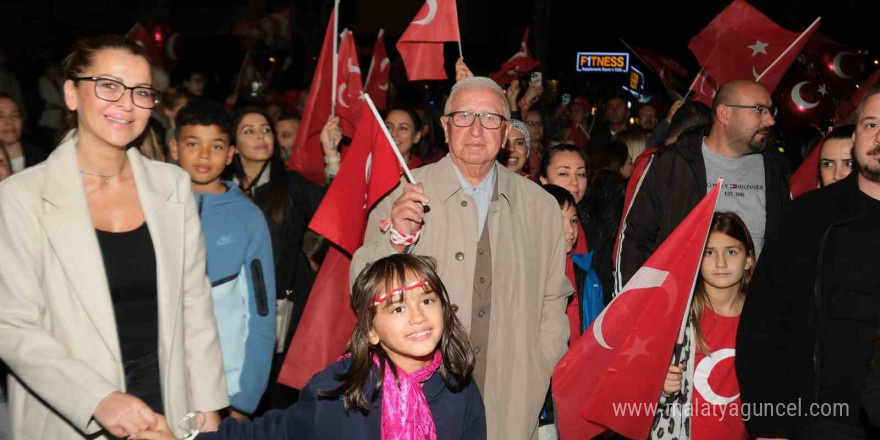 Bursa’da görülmemiş Cumhuriyet kutlaması