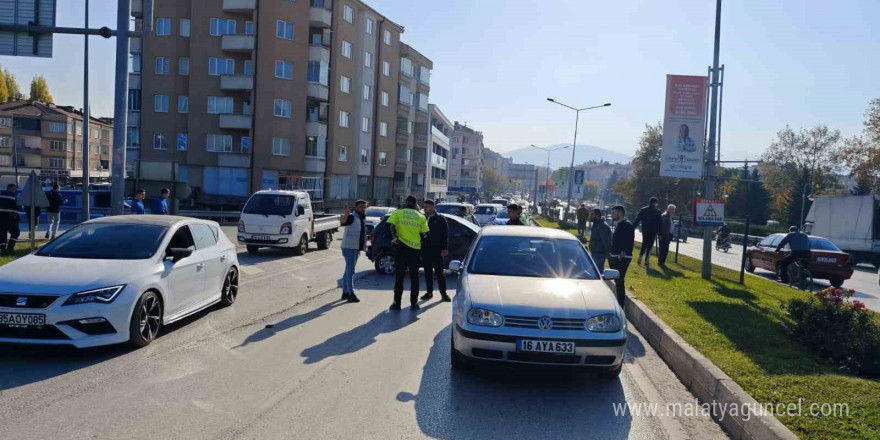 Bursa’da zincirleme kaza: 2 yaralı