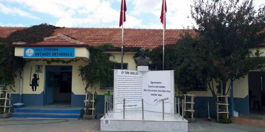 Büyükşehir İl Genelinde 233 Atatürk Büstü yapımını tamamladı