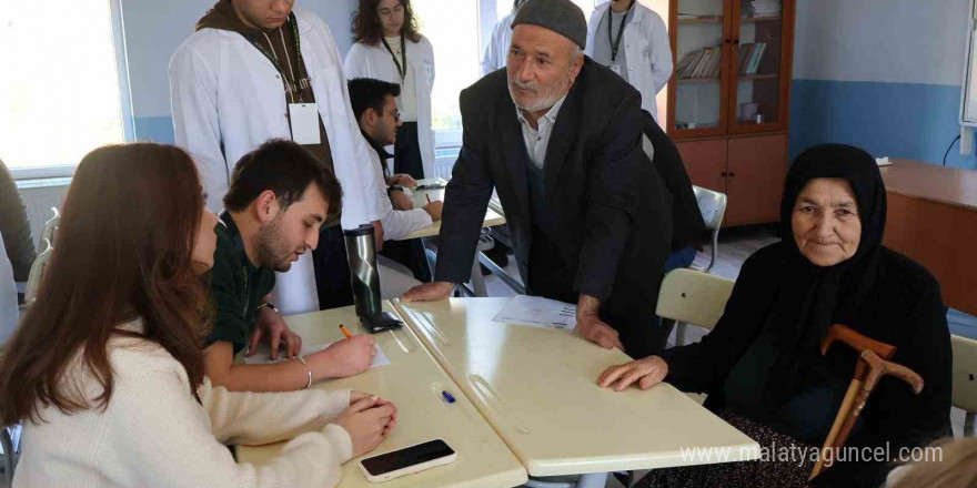 Çadır projesi, köylerde sağlık dağıtmaya devam ediyor