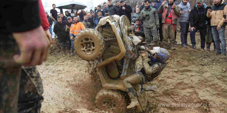 Çamur ve adrenalin bir arada