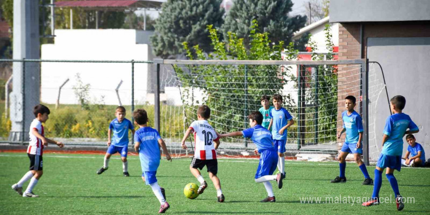 Can Cangök Futbol Turnuvası Başladı