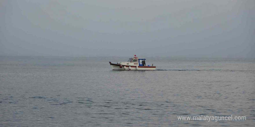 Çanakkale Boğazı sis nedeniyle transit gemi geçişlerine kapatıldı