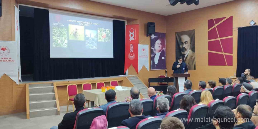 Çanakkale’de Akdeniz Meyve Sineği İle Mücadele Toplantısı Gerçekleştirildi