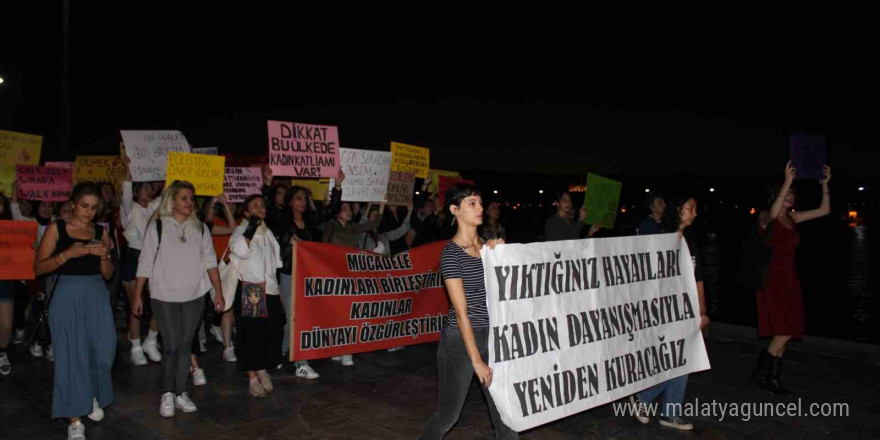 Çanakkale’de kadın cinayetleri protesto edildi