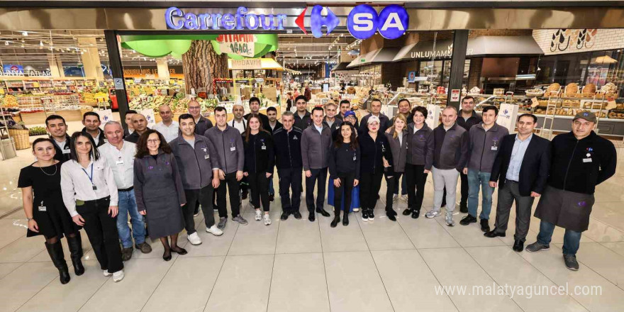 CarrefourSA, 12 Aralık Mağazacılar Günü’nü 15 bin çalışanı ile kutladı