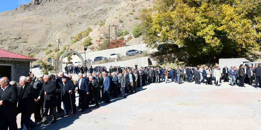 Çatak’ta 28 yıllık husumet barış ile sonuçlandı