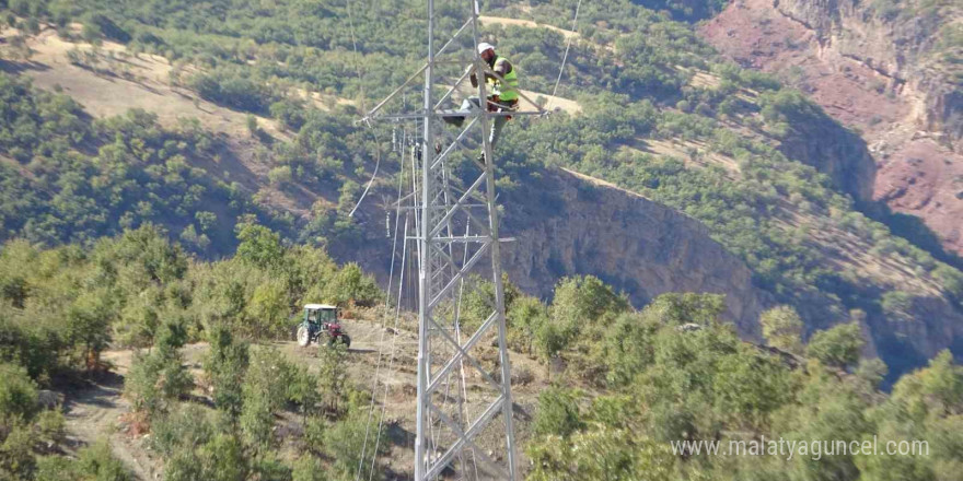 Çatak’ta kesintisiz enerji için alternatif hat kuruldu