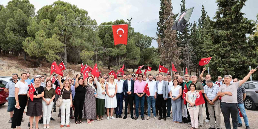 Çavuşoğlu ve Doğan yapılaşmaya tepki gösteren Şemikler sakinlerine destek verdi