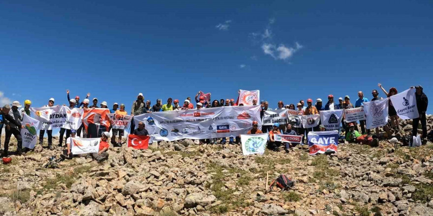 Çayeli’nde 10. Uluslararası Dağcılık Turizm ve Yayla Şenliği festivali düzenlendi