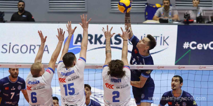 CEV Challenge Cup: Arkas Spor: 1 - Akaa Volley: 3