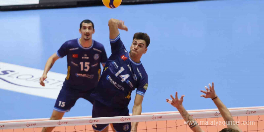 CEV Challenge Cup: Arkas Spor: 1 - Akaa Volley: 3