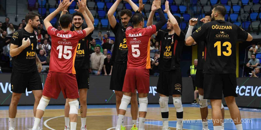 CEV Kupası: Fino Kaposvar: 2 - Galatasaray: 3