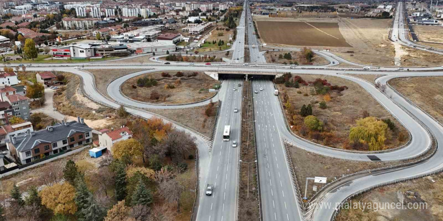 Çevre yolu trafik sorununu Hatipoğlu çözüme kavuşturuyor