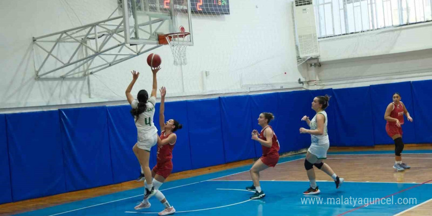 Ceyhan Belediye Basketbol Akademi, Kepez Belediyespor’u 85-39 skorla mağlup etti