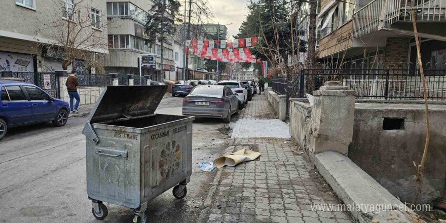 CHP İl Başkanlığı önündeki patlama iddiası: Çöpteki batarya patlamış