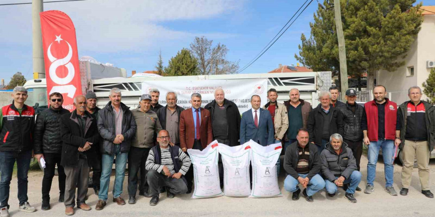 Çiftçilere kuraklığa dayanıklı, yerli Azkan nohut tohumu desteği