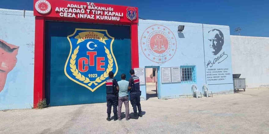 Cinayet zanlısı jandarma tarafından yakalandı