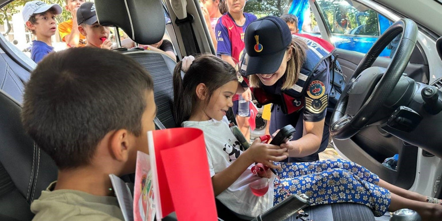 Çineli minikler jandarma ile dolu dolu bir gün geçirdi