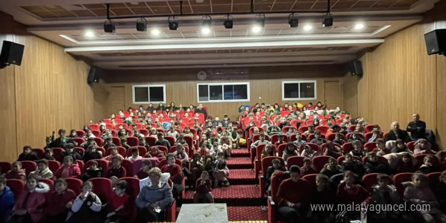 “Çocuklarla El Ele” projesi Menteşe’de devam ediyor