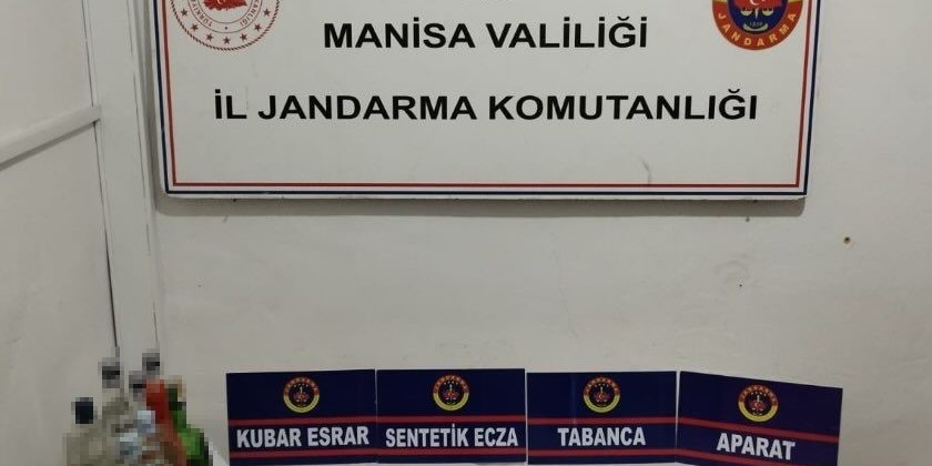 Çok sayıda suçtan aranan şahıslar jandarmaya yakalandı