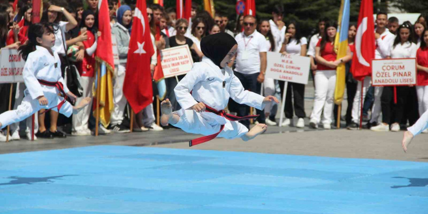 Çorum’da 19 Mayıs coşkusu