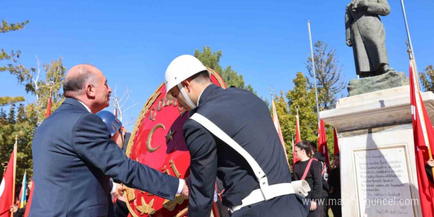 Çorum’da Cumhuriyet Bayramı kutlamaları başladı