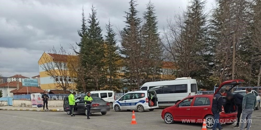 Çorum’da polisin şok uygulamalarında aranan 9 kişi yakalandı