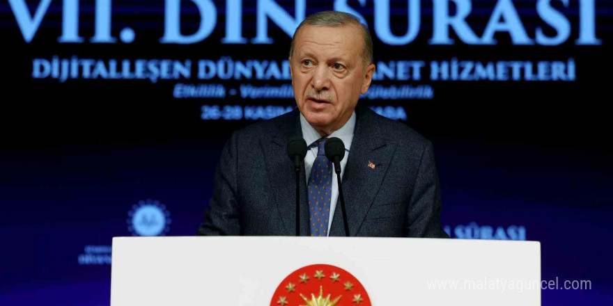 Cumhurbaşkanı Erdoğan: “Dijital hareket yeni bir yapay din oluşturma gayreti içindedir”