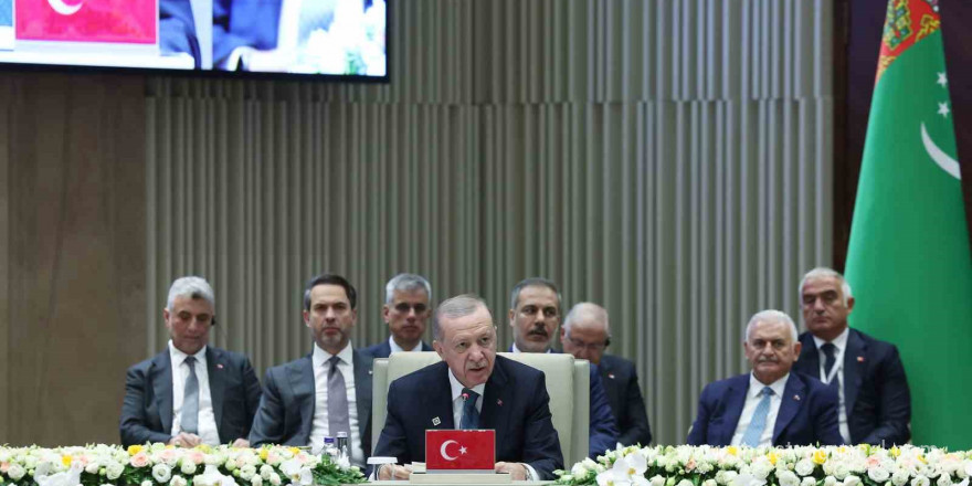 Cumhurbaşkanı Erdoğan: “Filistin’de yaşanan soykırımın durdurulması konusunda uluslararası toplum kötü bir sınav veriyor”